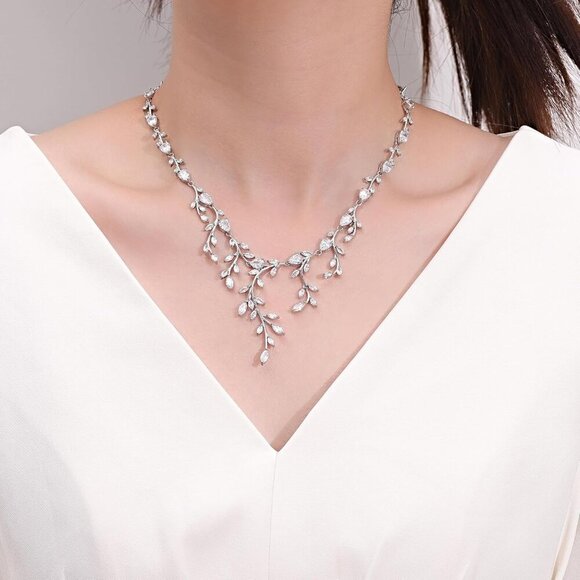 🆕Women Silver Necklaces Dangle Earrings Teardrop Pendant Crystal Jewelry Set - Picture 5 of 8